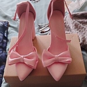 SHEIN Pink Bow Accent Heels